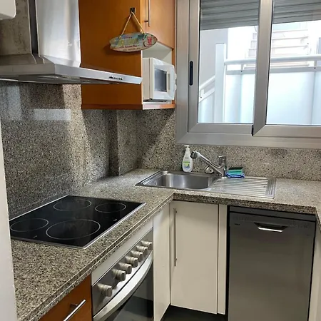 Fabulous With Large Pool Near Beach Denia